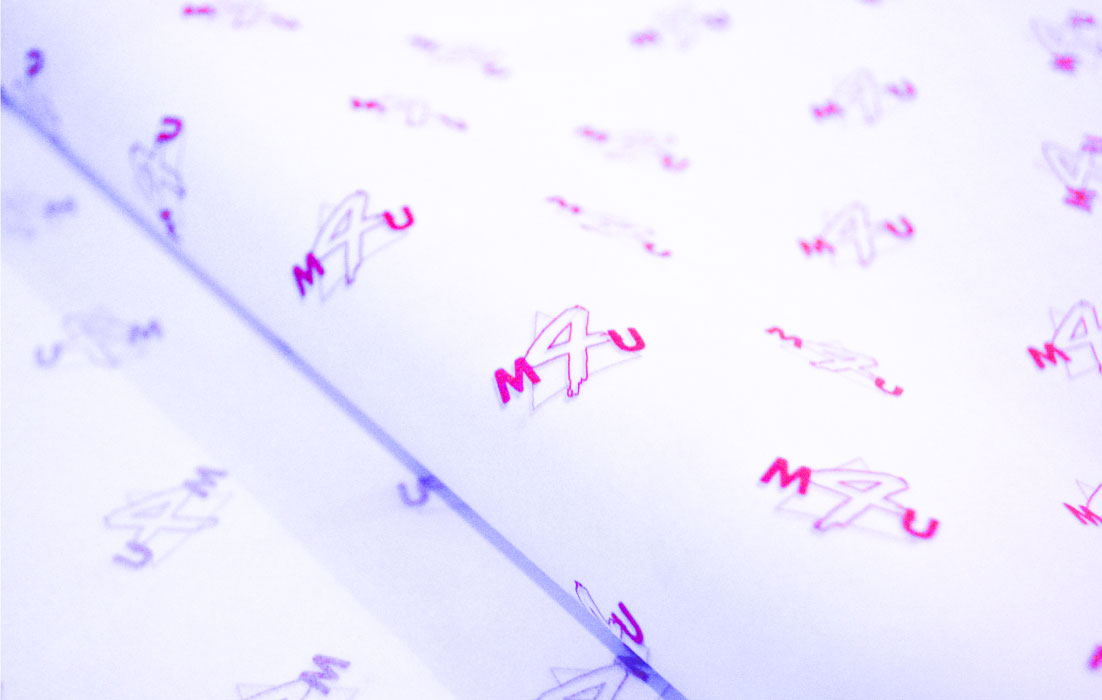 Diseño de papel de envoltura para MADE 4 YOU, por Graycat Design Studio